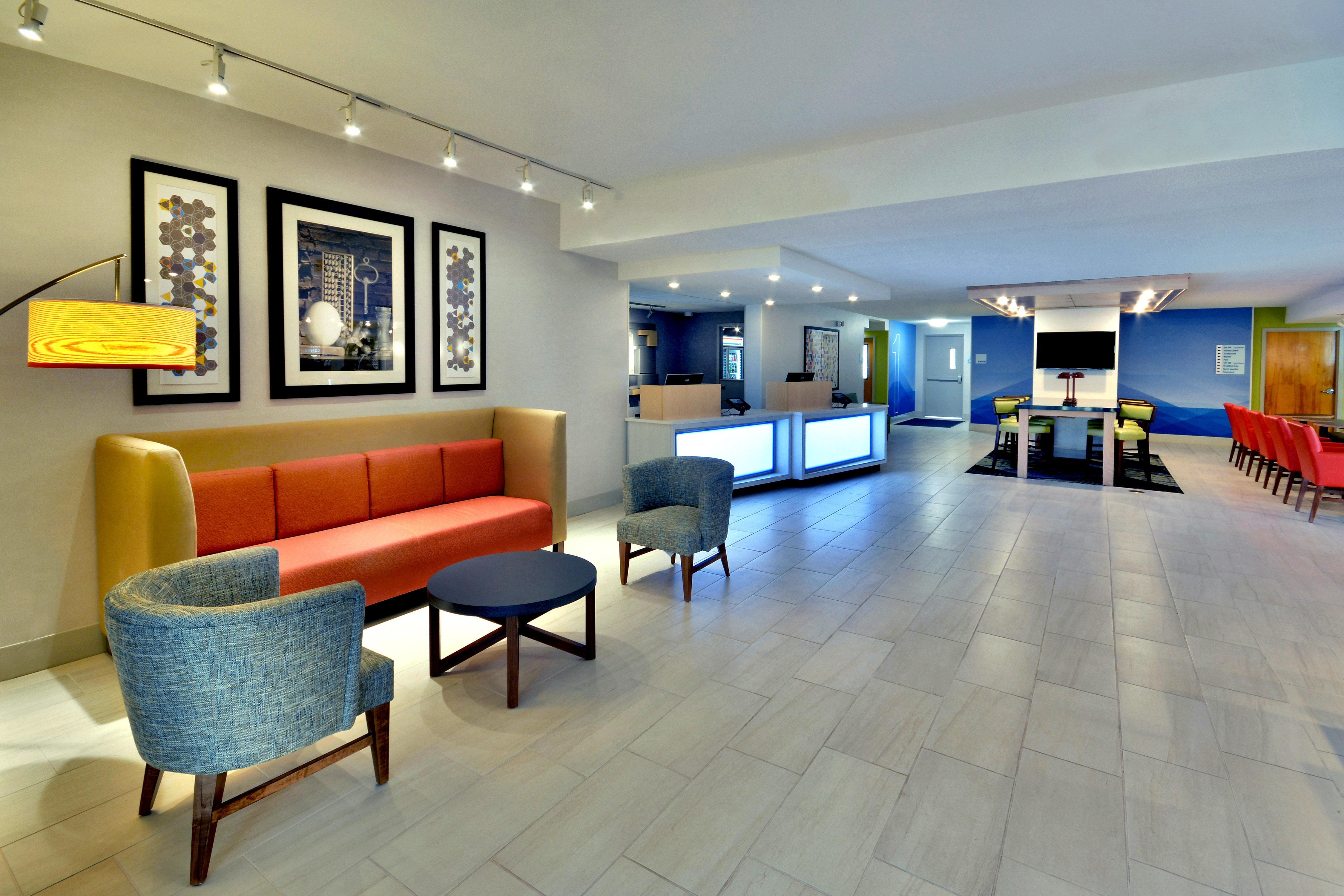 Holiday Inn Express Danville By Ihg Extérieur photo