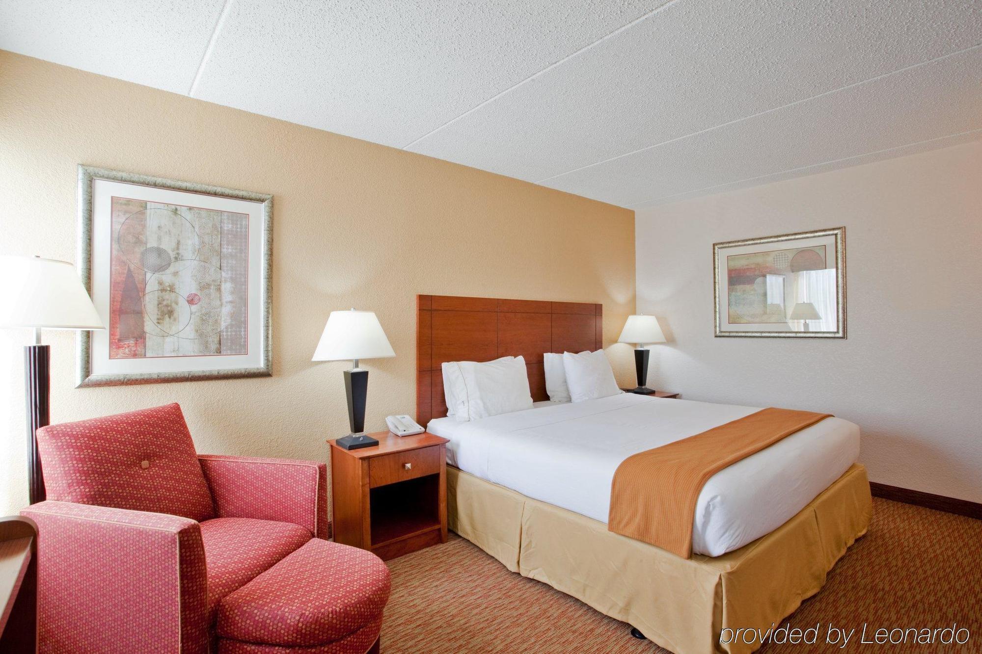 Holiday Inn Express Danville By Ihg Extérieur photo