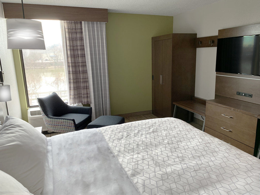 Holiday Inn Express Danville By Ihg Extérieur photo