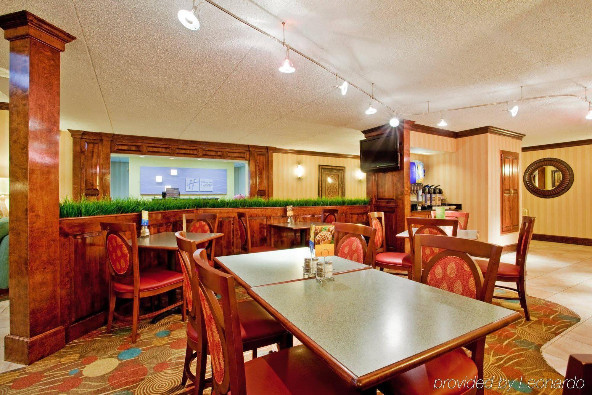 Holiday Inn Express Danville By Ihg Extérieur photo